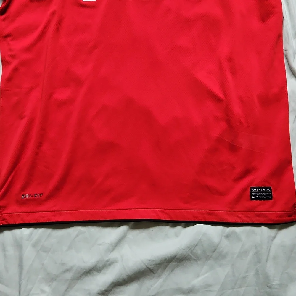 Nike Authentic Manchester United Jersey, Size L - Picture 8 of 11